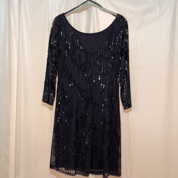 Dress - Picture 2 of 4